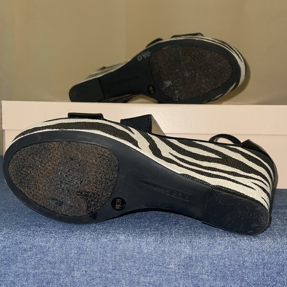 BCBGeneration zebra platform heels with elastic criss-cross straps - Picture 4 of 12